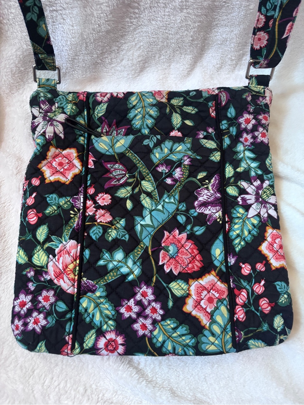 Vera Bradley Iconic Hipster Crossbody Bag Quilted Shoulder Purse Vines Floral - Picture 2 of 8